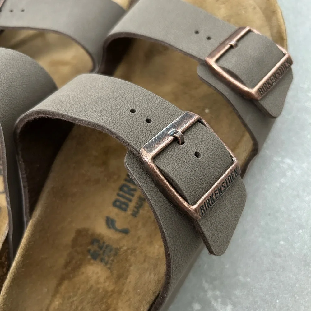 Birkenstock Mens 42 NEW